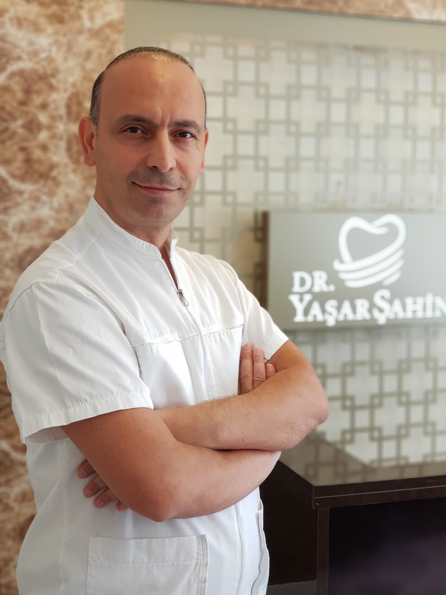 Dr. Yaşar Şahin